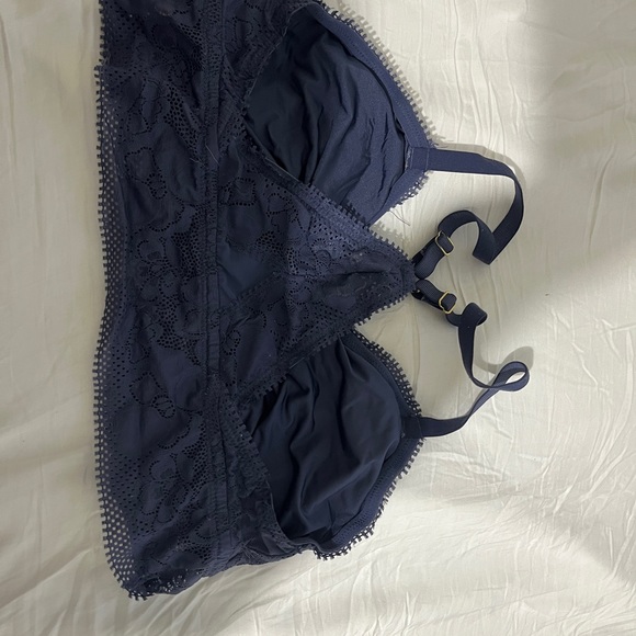 Aerie Bralette - Picture 2 of 3